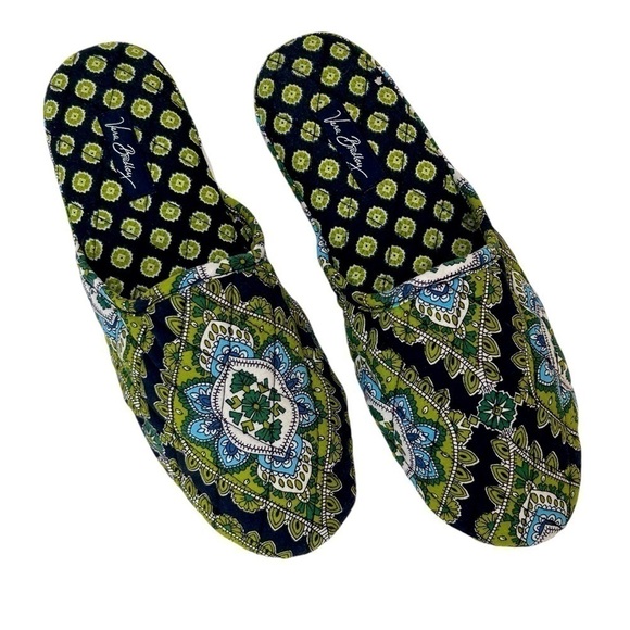 Vera Bradley Slippers Cambridge Navy/Green/White Ladies M 7/8 EUC - Picture 3 of 6